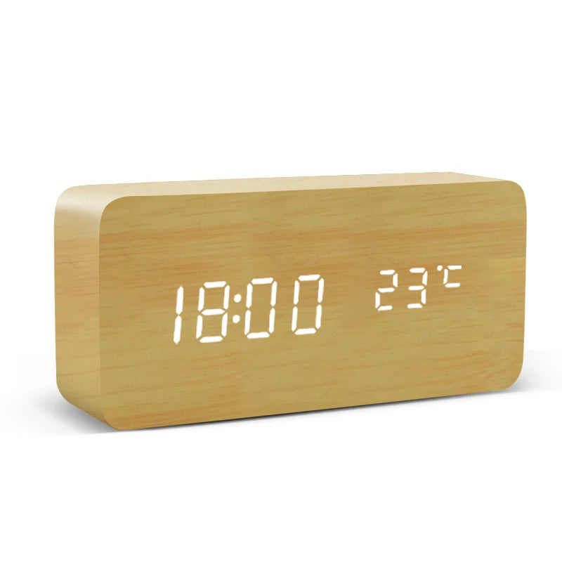 Horloge digital en bois
