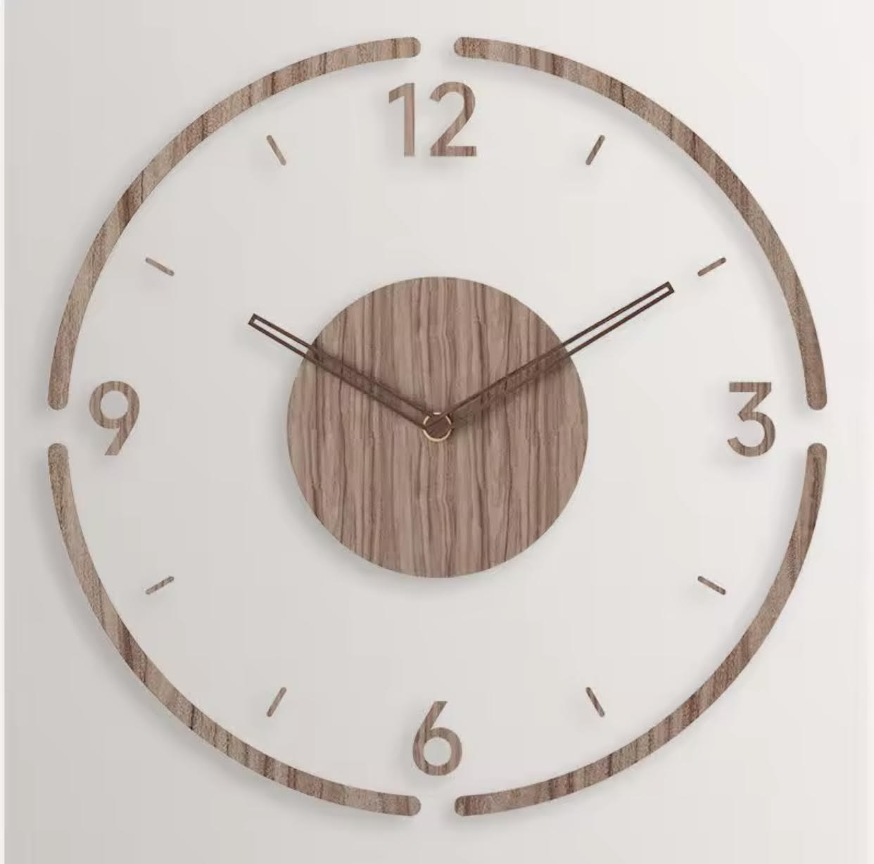 Horloge Murale Bois Flottant - Sobriété et Chaleur du Bois