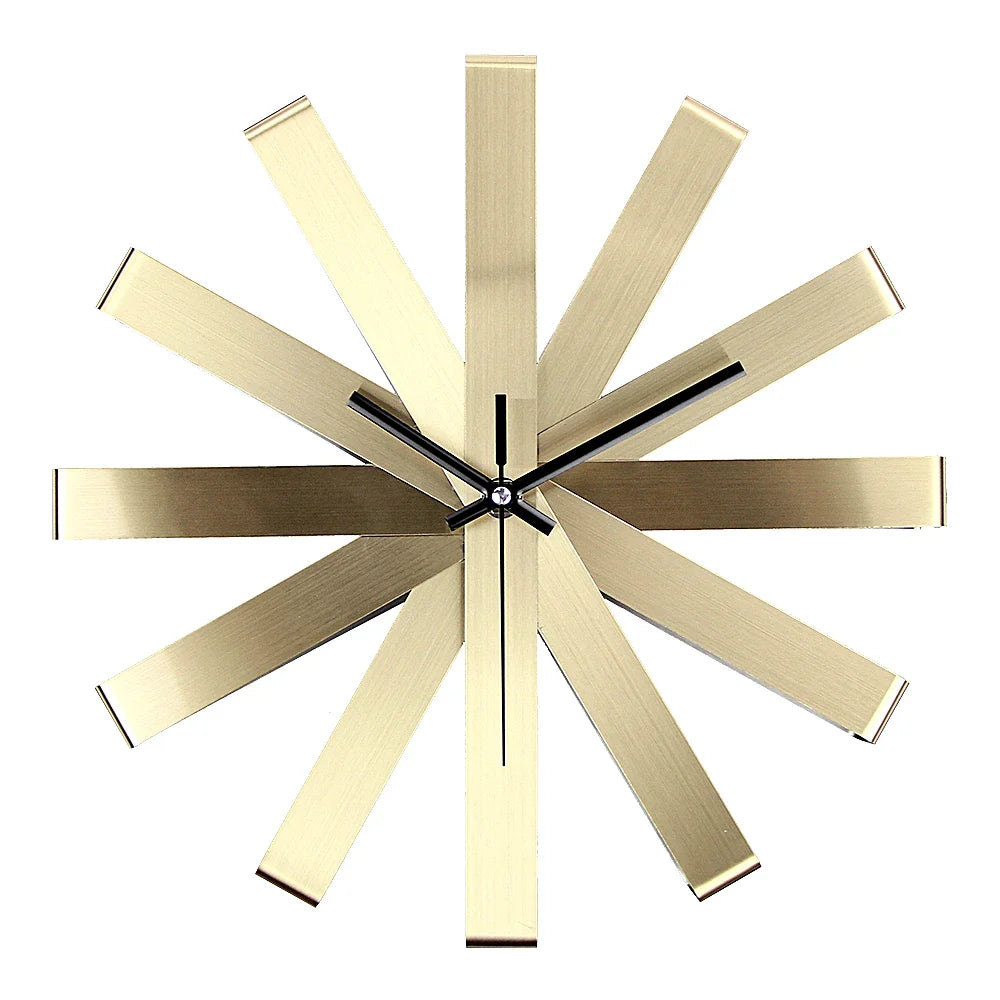 Horloge Murale Métallique – Moderne et Avant-Gardiste