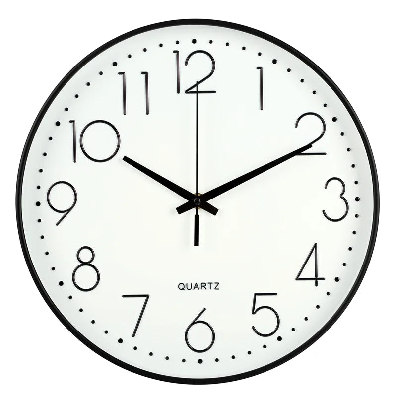 Horloge Murale Élégante – Minimalisme et Finition Dorée