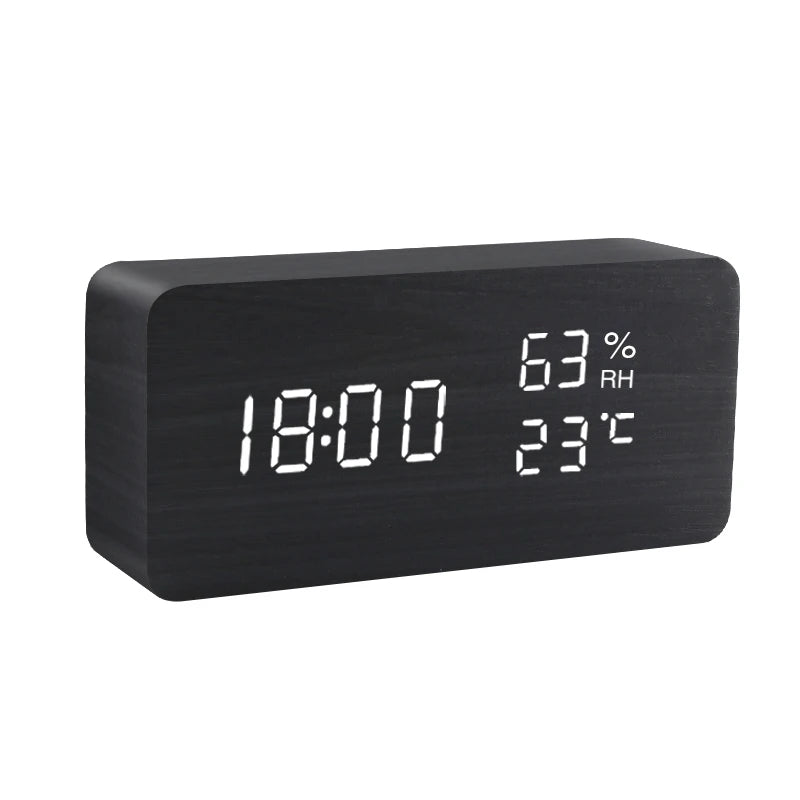 Horloge digital en bois