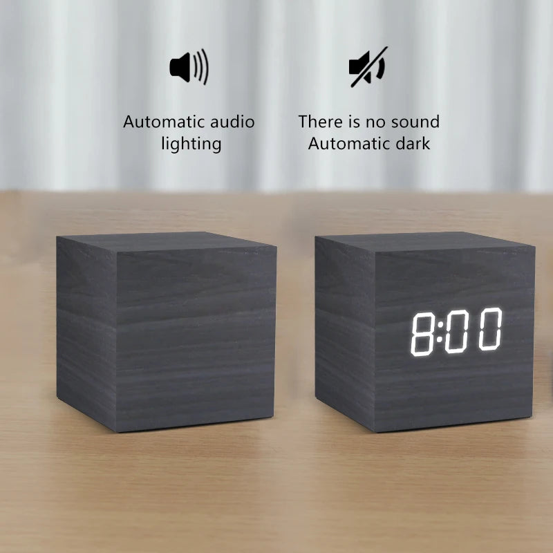 Horloge digital en bois