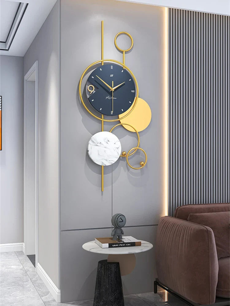 Horloge Murale Luxe – Alliance Moderne et Élégance Dorée