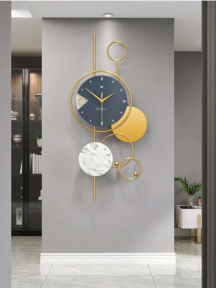Horloge Murale Luxe – Alliance Moderne et Élégance Dorée