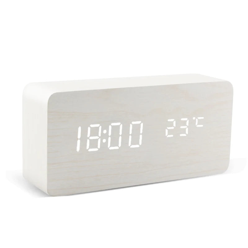Horloge digital en bois