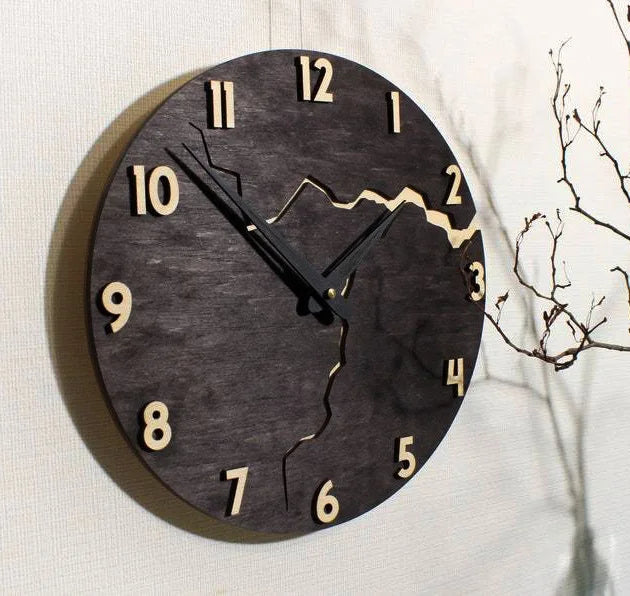 Horloge Murale Artisanale – Bois et Métal Contemporain
