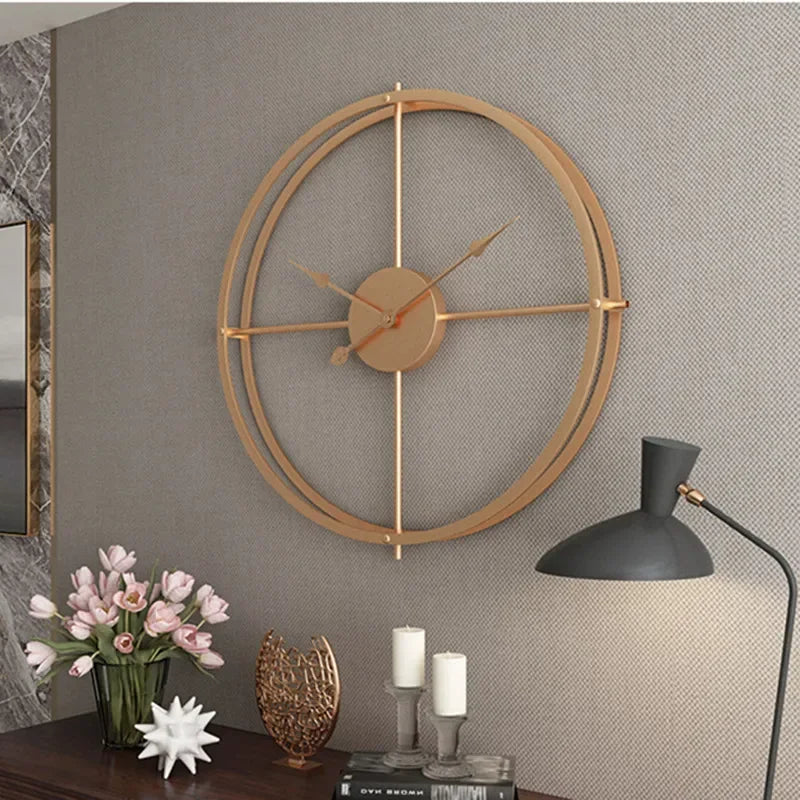 Horloge Murale Métallique – Minimalisme et Élégance Moderne