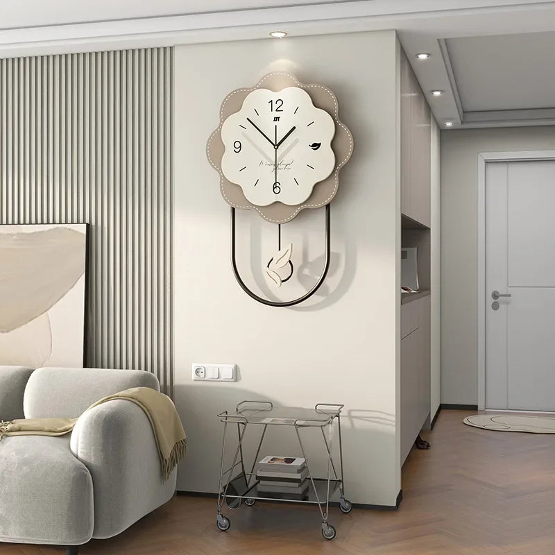 Horloge murale en forme de fleur